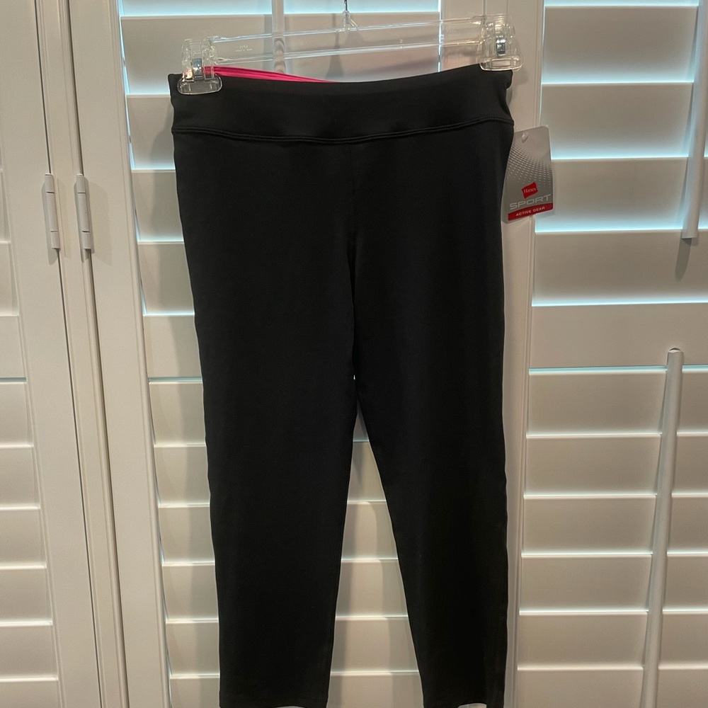 Sporty exercise wear. Size XL more like large